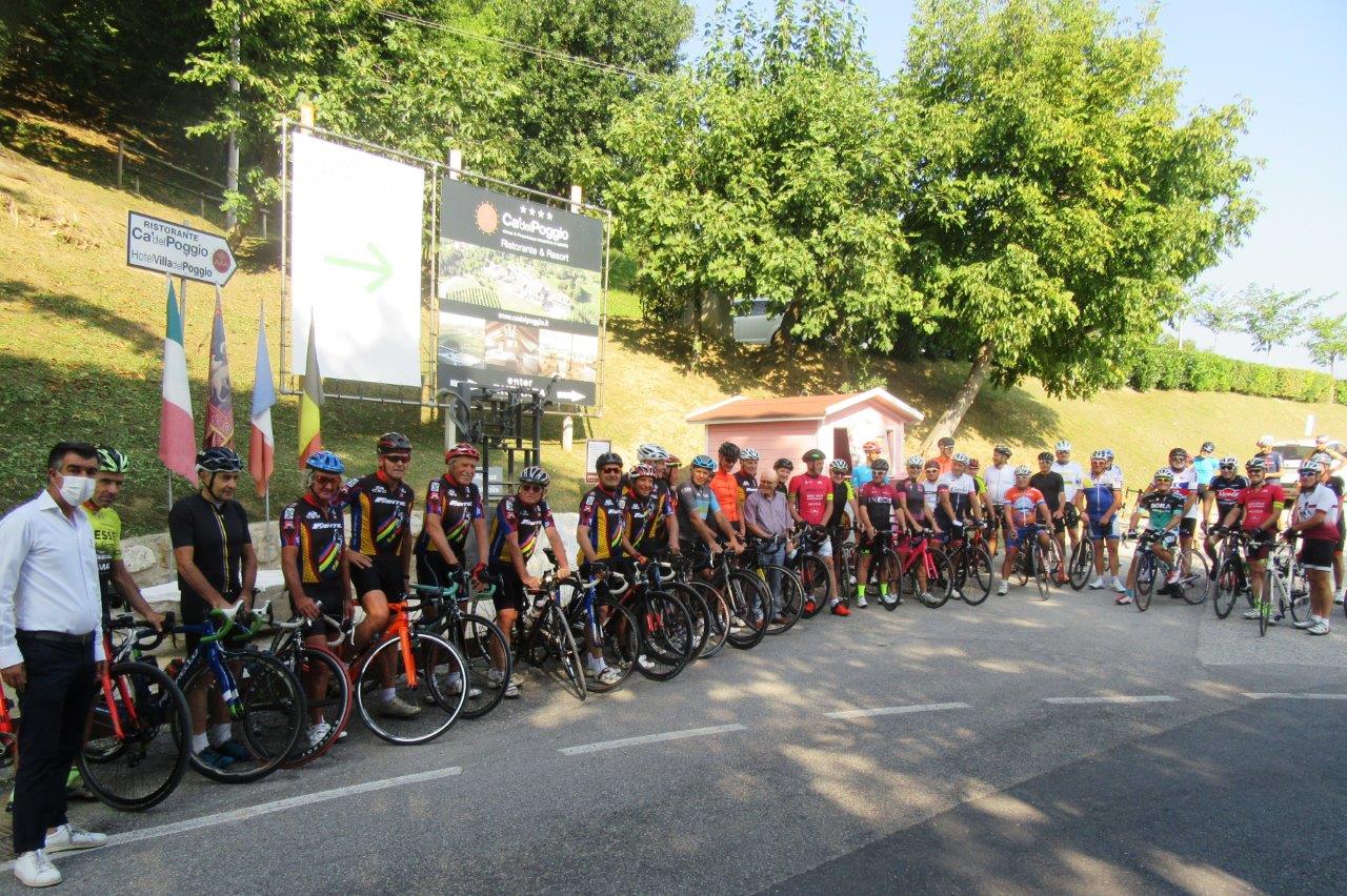 Ca-del-Poggio_b_foto-di-gruppo