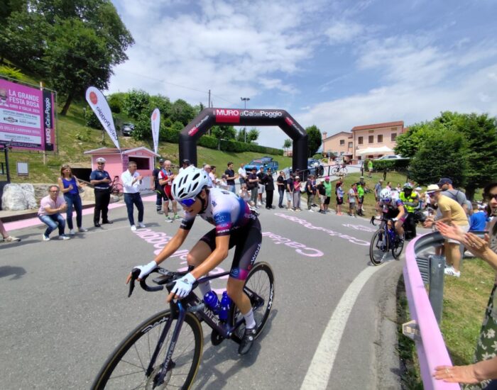 Giro-dItalia-Women_Passggio-sul-Muro-1536x1154 Giro-dItalia-Women_Passggio-sul-Muro-1536x1154